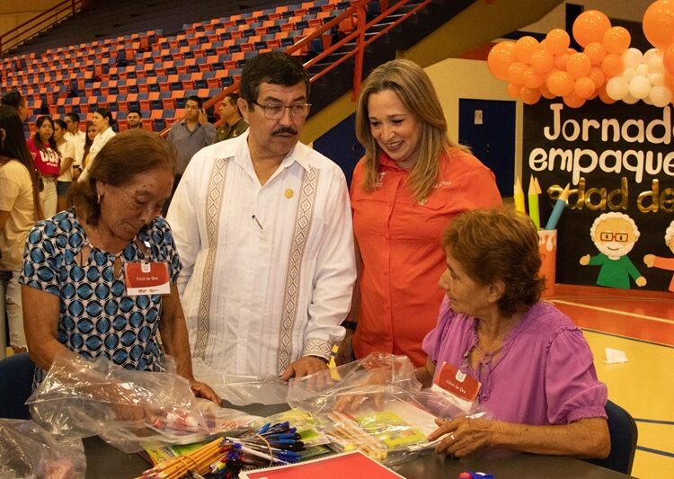 Suma la UAT esfuerzos para apoyar con útiles escolares a estudiantes del sector rural