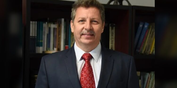 Atacan a balazos a Edgar Danés, presidente del TRIELTAM