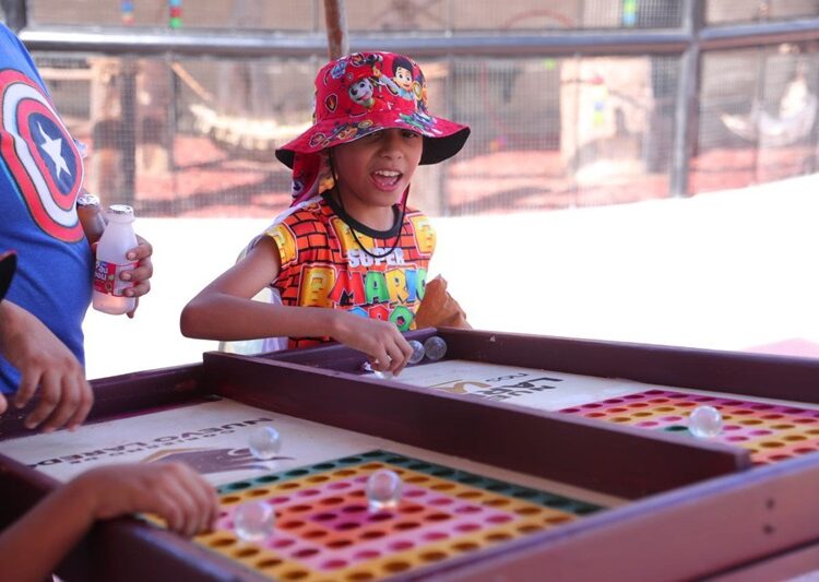 Viven neolaredenses “Tarde Social” en el Zoológico