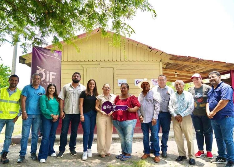 Entrega Rossy Luque vivienda digna en el ejido José Ma. Luis Mora