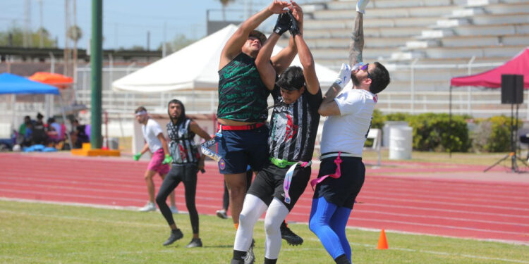 Viven deportistas en NLD “Laredo Bowl 2024”