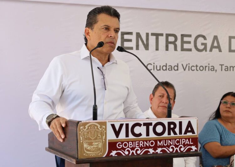 Gobierno de Victoria brinda certeza jurídica patrimonial a 50 familias