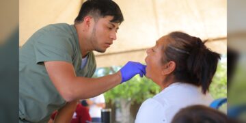 Acerca Gobierno de NLD servicios médicos gratuitos al kilómetro 18
