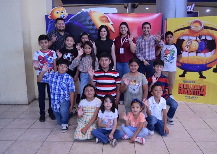 Apoya Gobierno de NLD a 14 estudiantes con programa “Héroes UNE”