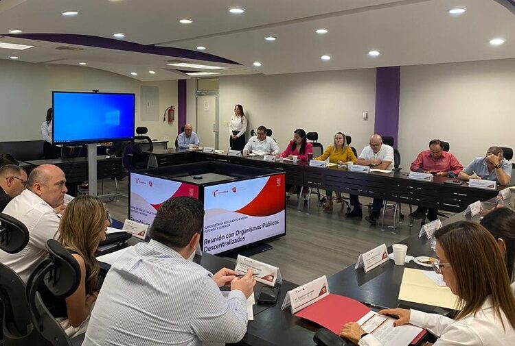 Avanzan medidas prioritarias en el nivel educativo medio superior y superior