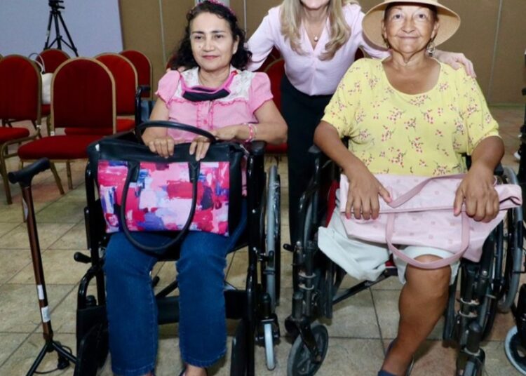 Brinda DIF Tampico seguridad y certidumbre a personas con discapacidad