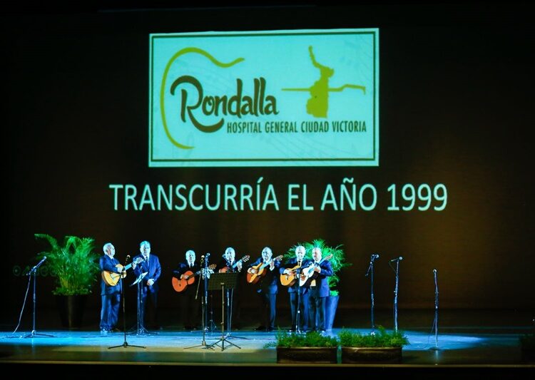 Celebran Américo y María 25 aniversario de la rondalla del hospital de Victoria