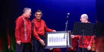 Celebran Américo y María 25 aniversario de la rondalla del hospital de Victoria