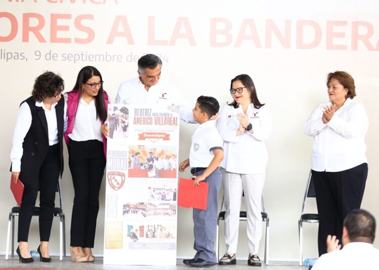 “Con educación y valores estudiantes tendrán un mejor futuro”: Américo