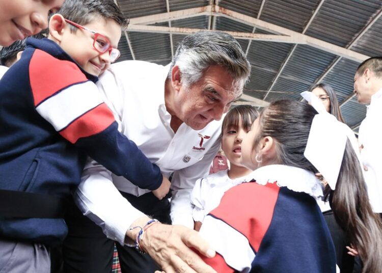 “Con educación y valores estudiantes tendrán un mejor futuro”: Américo