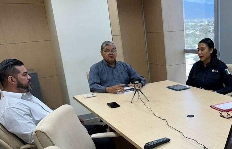 Concientizan a estudiantes sobre retos virales en redes sociales