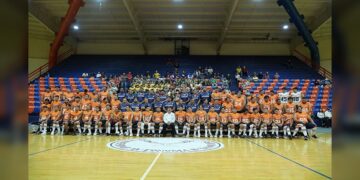 Presenta Rector a los Correcaminos UAT Liga Mayor de Americano