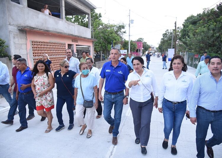 Disminuye Chucho Nader histórico rezago en pavimentación