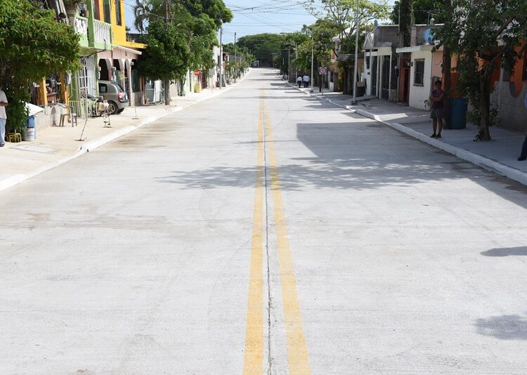 Disminuye Chucho Nader histórico rezago en pavimentación