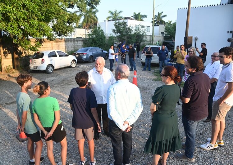 En Tampico la obra no se detiene, inician pavimentación en colonia Petrolera
