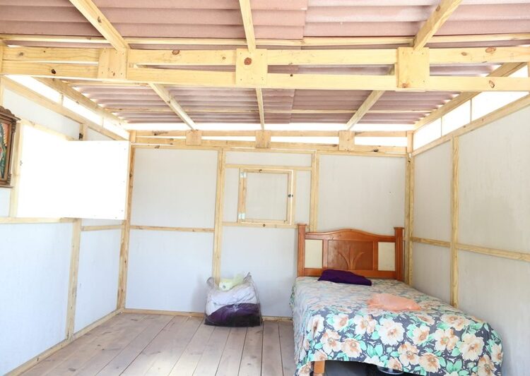 Entrega AVA viviendas a damnificados por tormenta ‘Alberto’ y supervisa obras en Tula