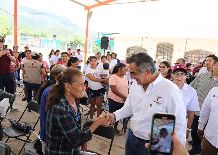 Entrega AVA viviendas a damnificados por tormenta ‘Alberto’ y supervisa obras en Tula