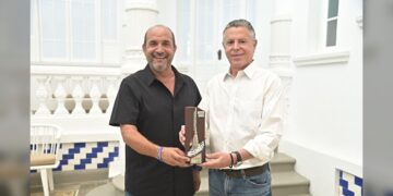 Entrega Chucho Nader preseas a Museo de Tampico