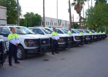 Fortalece Carmen Lilia seguridad vial con entrega de 30 patrullas