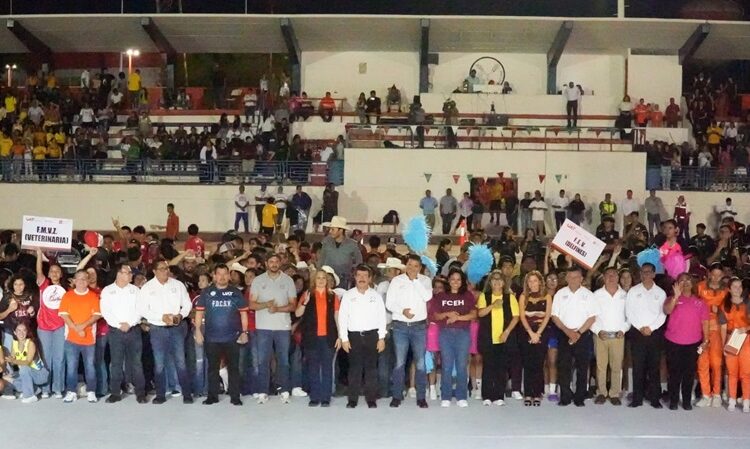 Inaugura Dámaso Anaya la fiesta deportiva del Interfacultades UAT 2024