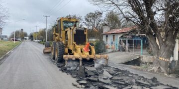 Invierte AVA 90 MDP en pavimentación y obra hidráulica