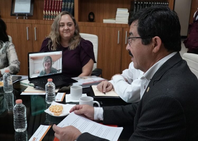 La UAT y Microsoft plantean un proyecto de inteligencia artificial enfocado en la educación