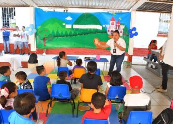 Llevan programa de cuentacuentos a hijos e hijas de PPLs