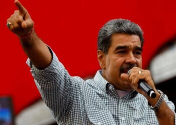 Argentina pide detención de Maduro