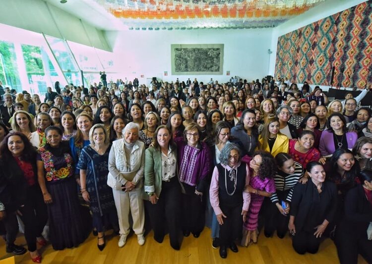 Olga Sosa participa en el Encuentro Nacional de Mujeres