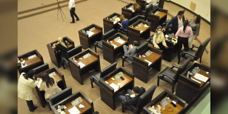 Partidos políticos no tomaron en cuenta a jóvenes para las diputaciones de Tamaulipas