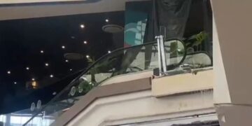 Lluvias colapsó techo de un centro comercial en San Pedro