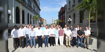 Por concluir conversión a semipeatonal de la calle Salvador Díaz Mirón