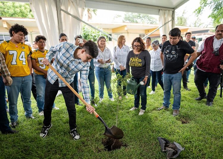 Promueve la UAT la creación de espacios verdes en el Centro Universitario Victoria