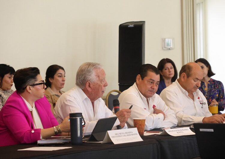 Ratifican ambos Laredos compromiso con la salud pública en Foro Binacional