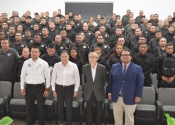 Recibe personal operativo de la SSPT conferencia de derechos humanos enfocada a migración