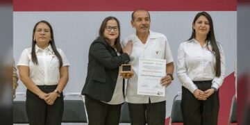 Reconoce y revaloriza Tamaulipas a las y los docentes por sus prácticas educativas