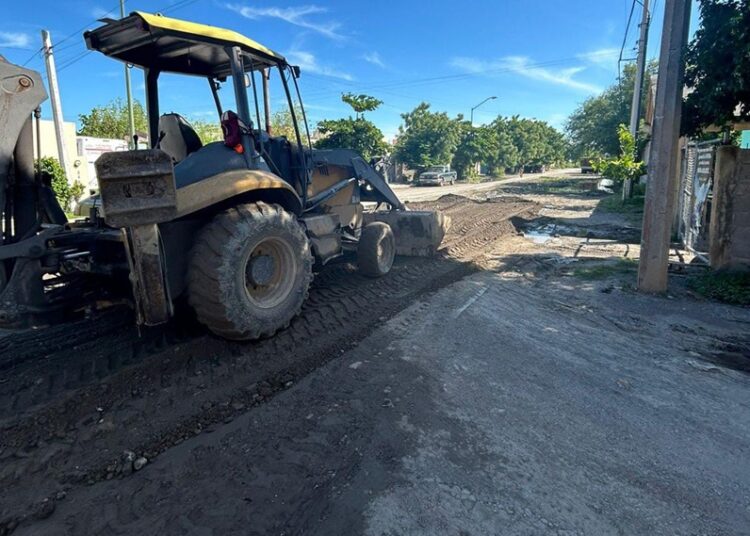 Rehabilita Municipio accesos y calles dañadas por lluvias