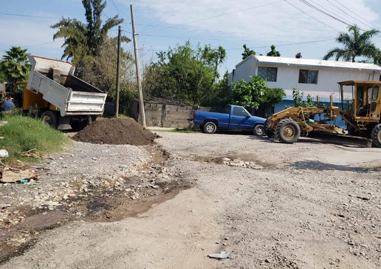 Rehabilita Municipio accesos y calles dañadas por lluvias