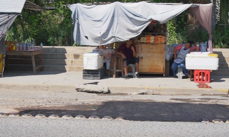 Restaura Municipio de Victoria 270 m2 más de bacheo en la ciudad