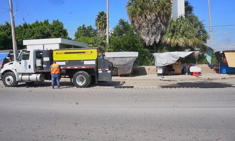Restaura Municipio de Victoria 270 m2 más de bacheo en la ciudad