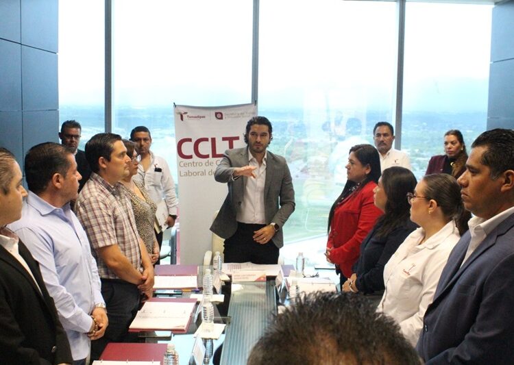 Rinde protesta Gerardo Illoldi como presidente de la Junta de Gobierno del CCLT