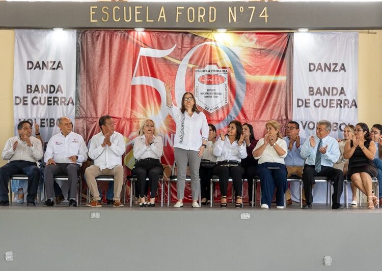 Escuela Primaria ‘Ford 74’, ejemplo de orgullo y distinción