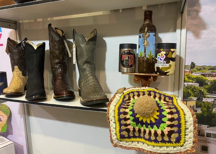 Registran stands de Tamaulipas una gran afluencia de visitantes en Tianguis de Pueblos Mágicos