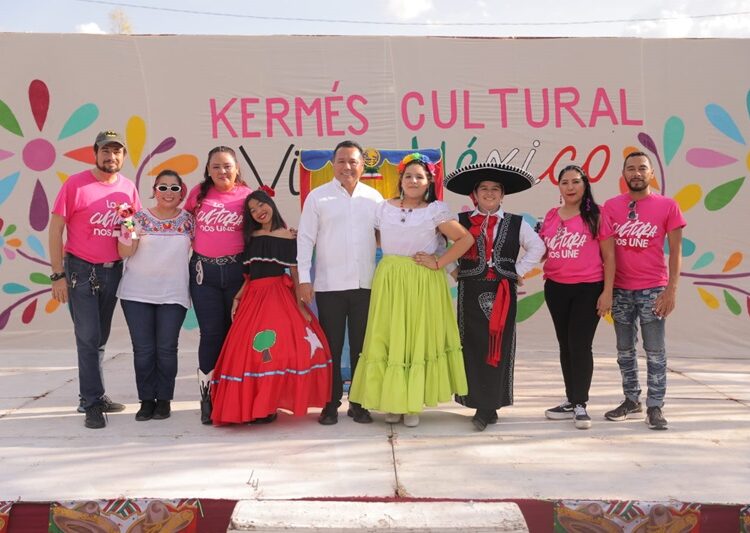 Se reúnen ciudadanos para disfrutar de “Kérmes Cultural”