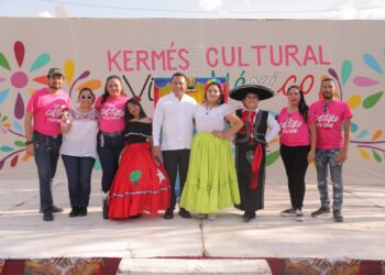 Se reúnen ciudadanos para disfrutar de “Kérmes Cultural”