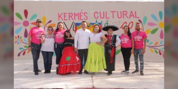 Se reúnen ciudadanos para disfrutar de “Kérmes Cultural”