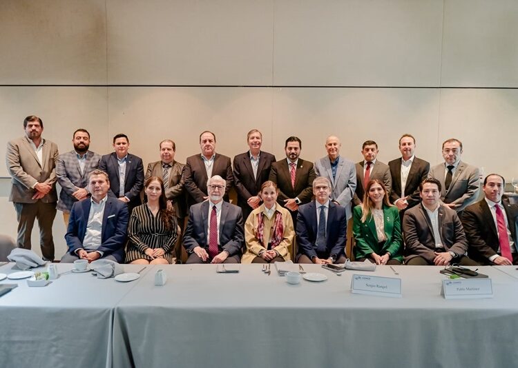 Secretaría de Economía y COMCE Noreste firman Convenio de colaboración