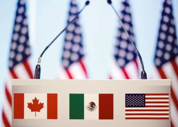 “Preocupa a empresas la reestructuración constitucional en México”: Financial Times