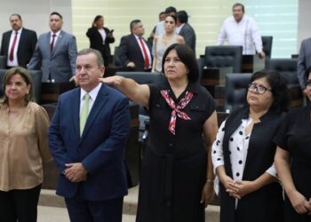 Taide Garza cierra la puerta a los reporteros en Derechos Humanos