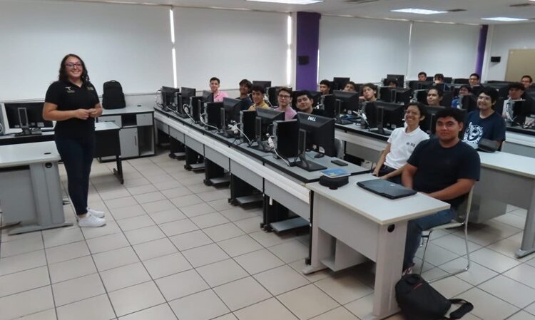 Ofrece UP de Victoria carreras ajustadas a la demanda del mercado laboral